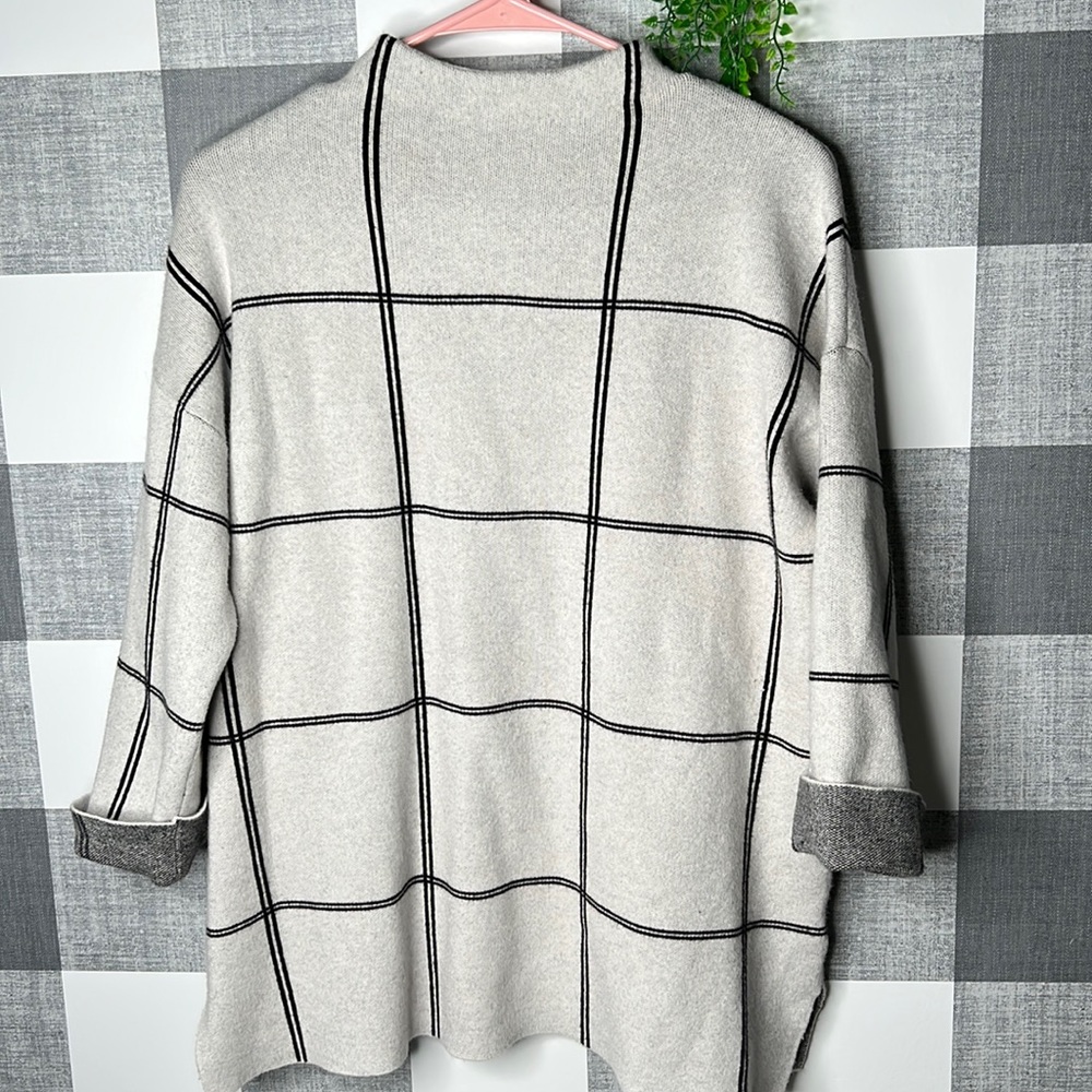 Woman’s Sweater